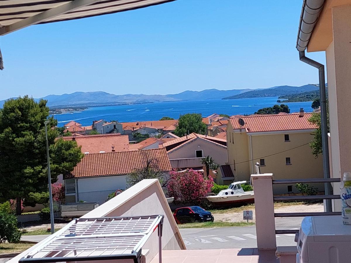 Apartmani Toni Vodice Buitenkant foto